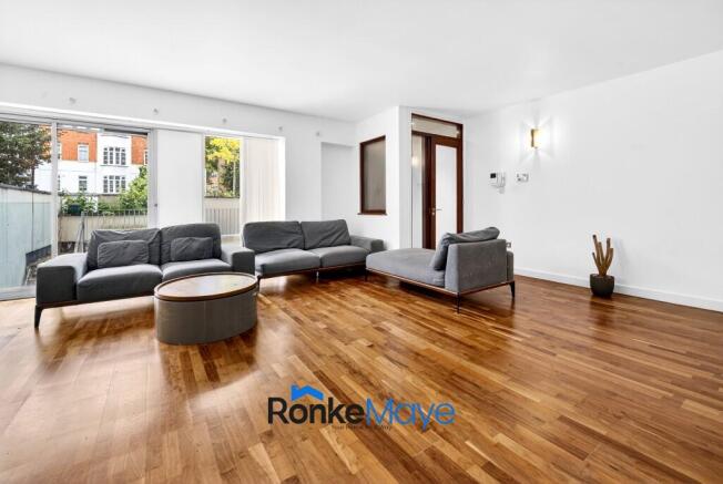 3 bed property, in Abbey Road, £1,250,000