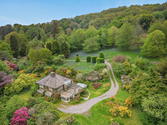 2 bed property, in Manaton, £750,000