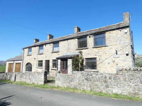5 bed property, in The Old Blacksmiths Shop, £500,000