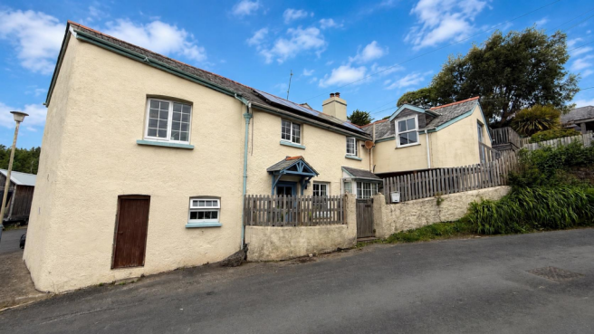 4 bed property, in Church Hill, £725,000