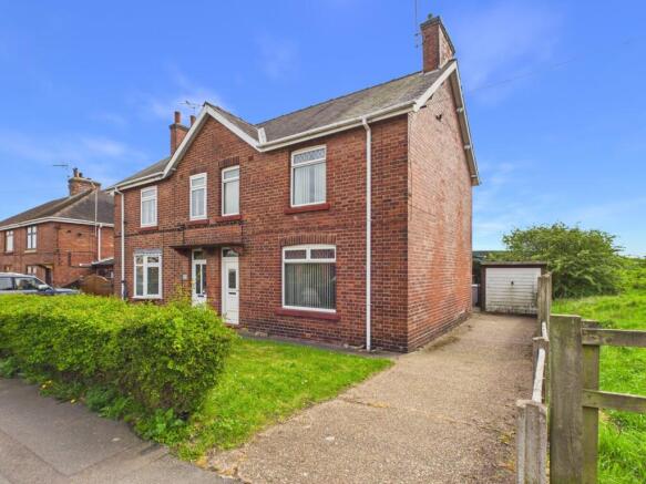 3 bed property, in Rufford Avenue, £170,000