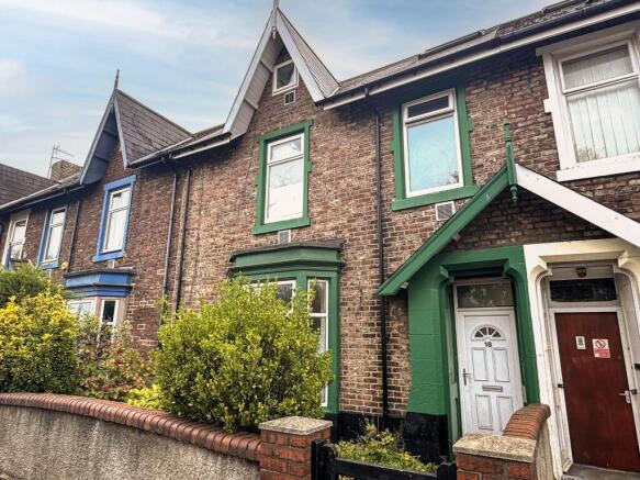 5 bed property, in Tunstall Terrace, £160,000