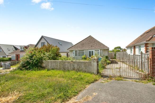 2 bed property, in Napier Road, £410,000