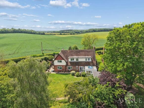 4 bed property, in Nuffield Lane, £1,350,000