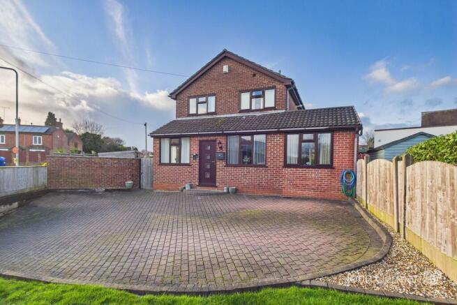 4 bed property, in Heath Road, £355,000