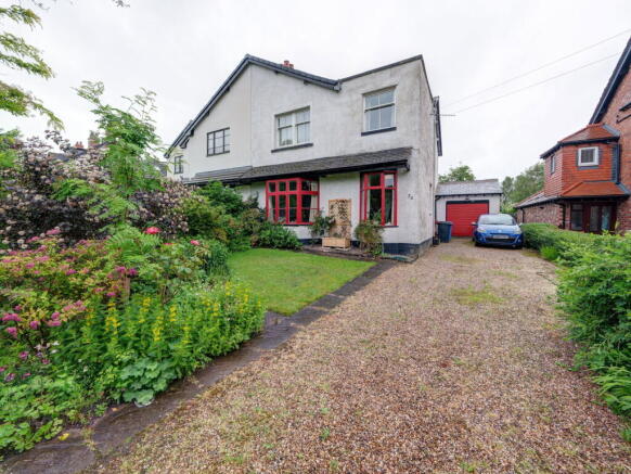 4 bed property, in Cherry Lane, £700,000