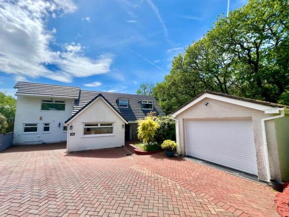 4 bed property, in Danycoed, £495,000
