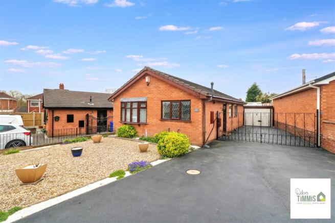 3 bed property, in Willeton Street, £215,000