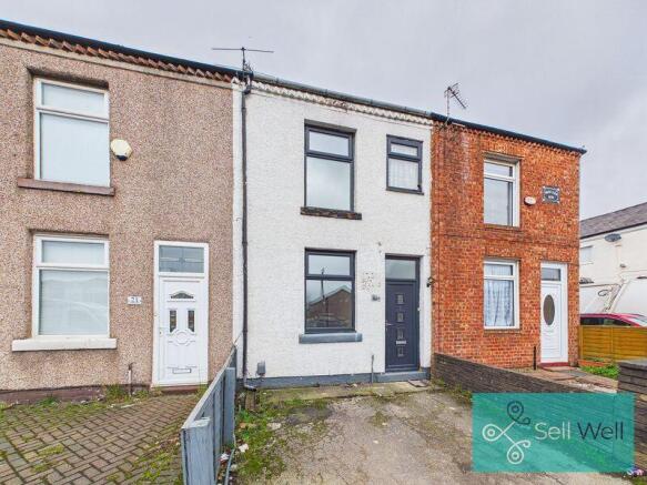 3 bed property, in Worsley Road North, £200,000