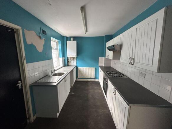 3 bed property, in Mildmay Road, £95,000