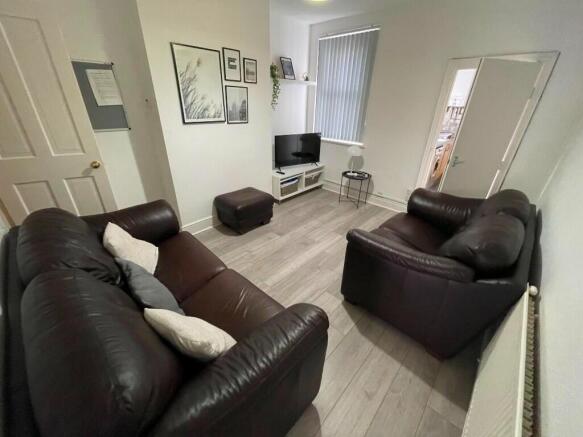 4 bed property, in Arnold Street, £229,000