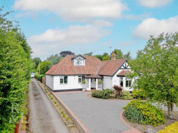 4 bed property, in Shelford Road, £425,000