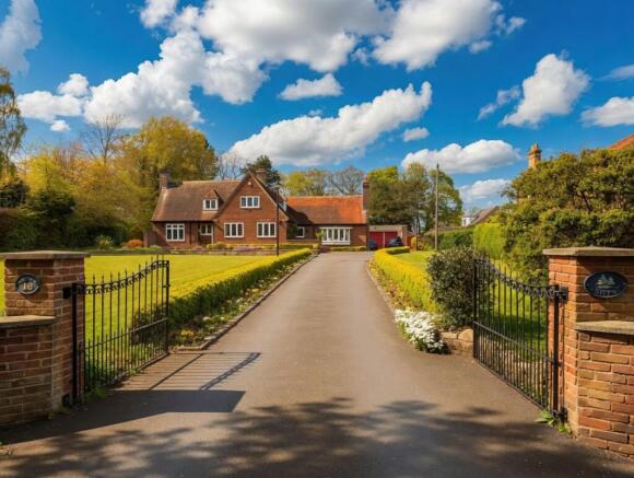 5 bed property, in Greenacre, £1,500,000