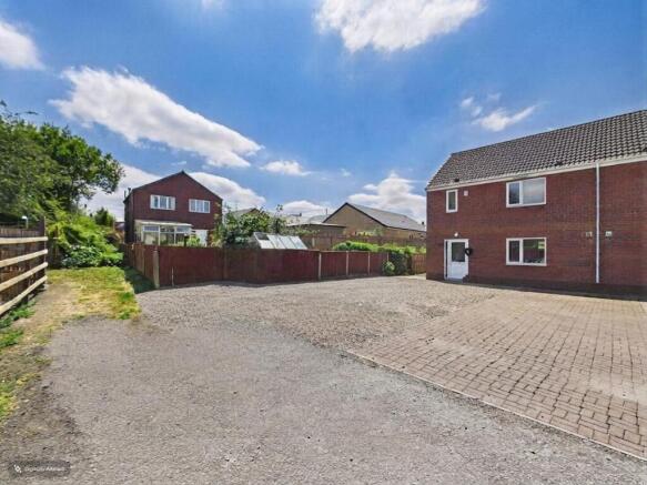 3 bed property, in Aketon Road, £240,000