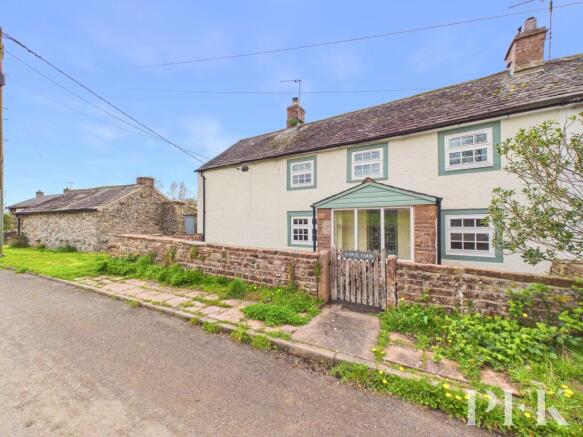3 bed property, in Penrith CA10, £350,000