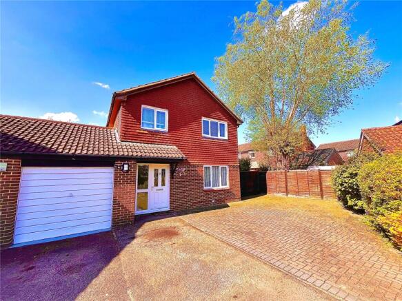 4 bed property, in Opal Way, £649,000