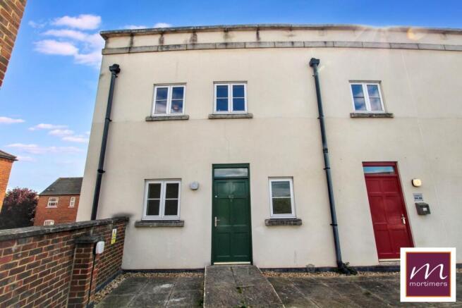 2 bed property, in Wedgewood Street, £167,000