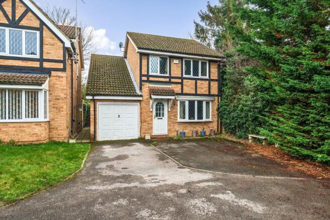 4 bed property, in Slough, £625,000
