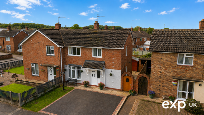 3 bed property, in Avondale, £210,000