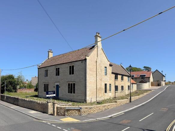 7 bed property, in Church Street, £850,000