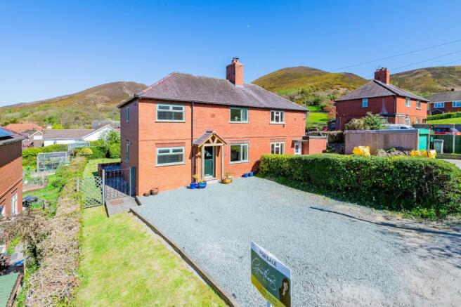 4 bed property, in Snailbeach, £315,000