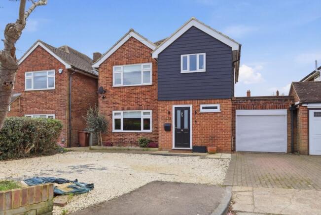 3 bed property, in Bibby Close, £585,000
