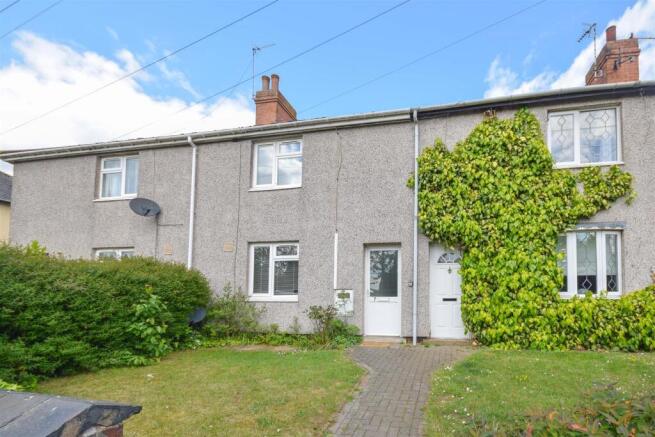 2 bed property, in 7 Main Street, £80,000