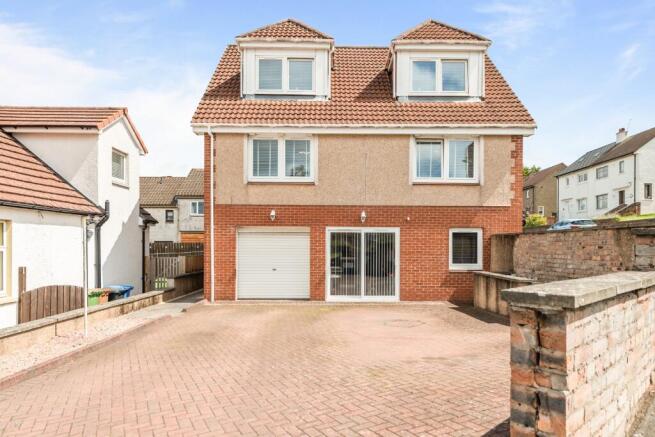 5 bed property, in Rosebank, £275,000