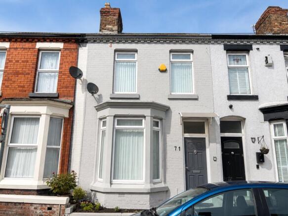 5 bed property, in Milman Road, £185,000