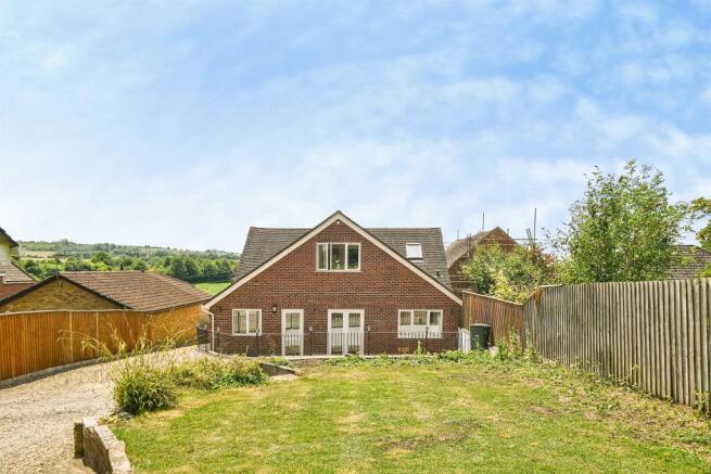 5 bed property, in East Gomeldon Road, £780,000
