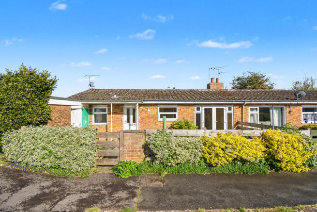 2 bed property, in Lime Kiln, £125,000
