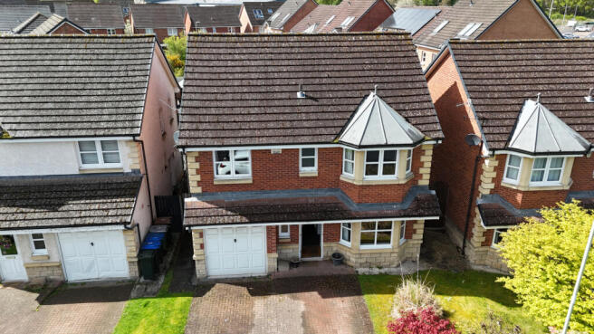 4 bed property, in 2, £290,000