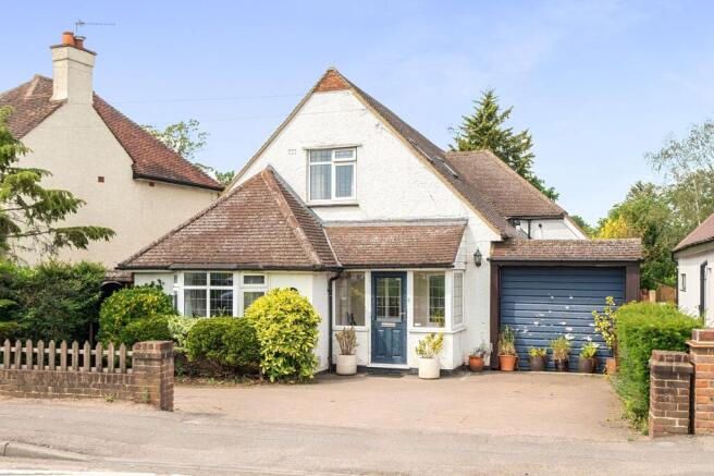 4 bed property, in Christ Church Road, £900,000