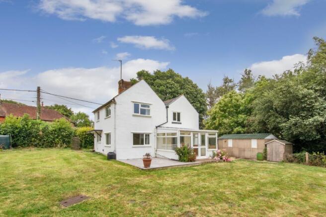3 bed property, in Lower Road, £399,000