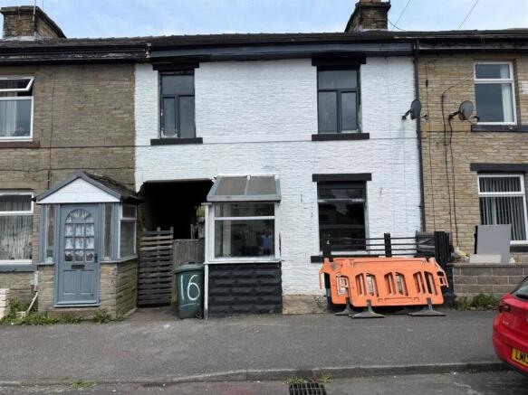 3 bed property, in Vernon Place, £85,000