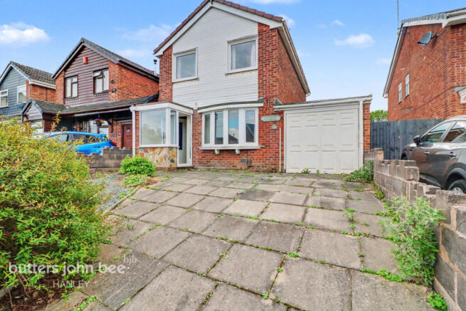 3 bed property, in Sherratt Street Stoke-On-Trent ST6 7NT, £118,000