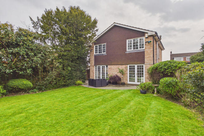4 bed property, in St Anthonys Avenue, £825,000