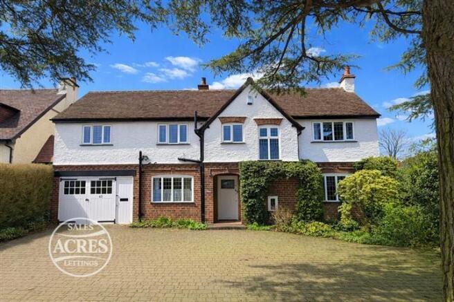 4 bed property, in Hill Village Road, £900,000
