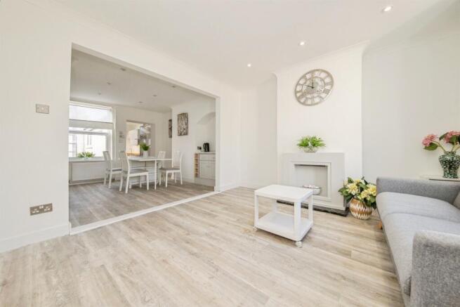 3 bed property, in Kirby Street, £225,000