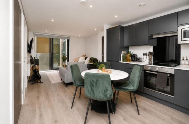 2 bed property, in Apartment 602 The Summit, £130,000