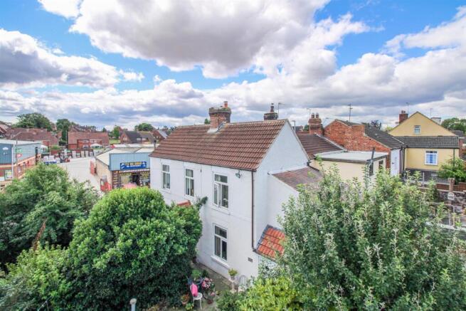 3 bed property, in White Apron Street, £210,000