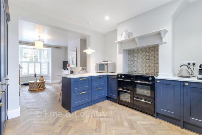6 bed property, in Canterbury Road, £1,000,000