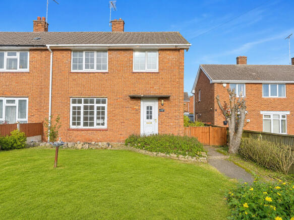 3 bed property, in Laxton Drive, £159,000