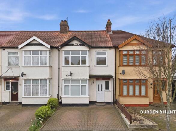 3 bed property, in Great Gardens Road, £475,000