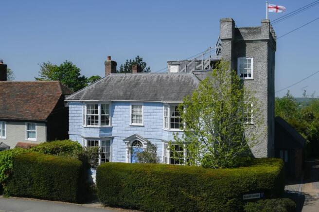 6 bed property, in Ashford Road, £1,150,000