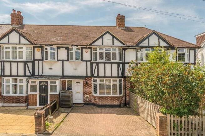 3 bed property, in Orme Road, £725,000