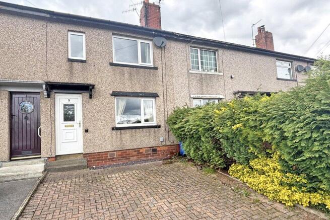 2 bed property, in 9 Broughton Crescent, £193,500