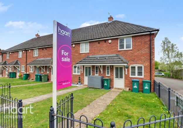 2 bed property, in Templar Avenue, £200,000