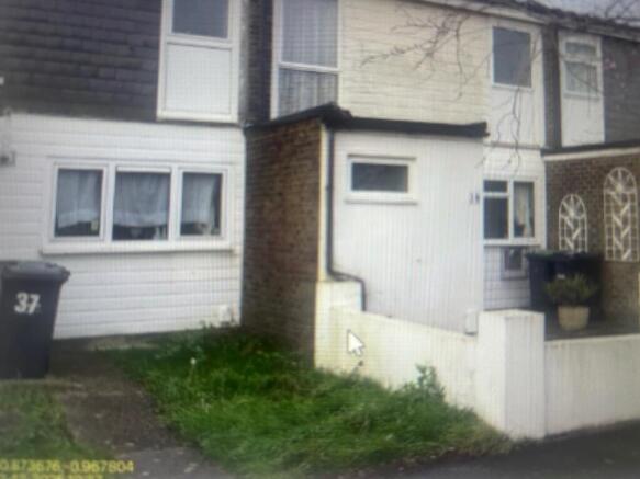 3 bed property, in Prospect Lane, £200,000