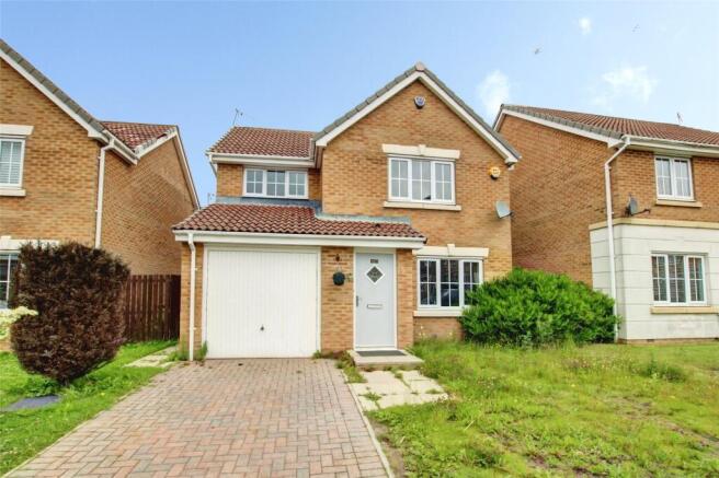 3 bed property, in Fenwick Way, £215,000